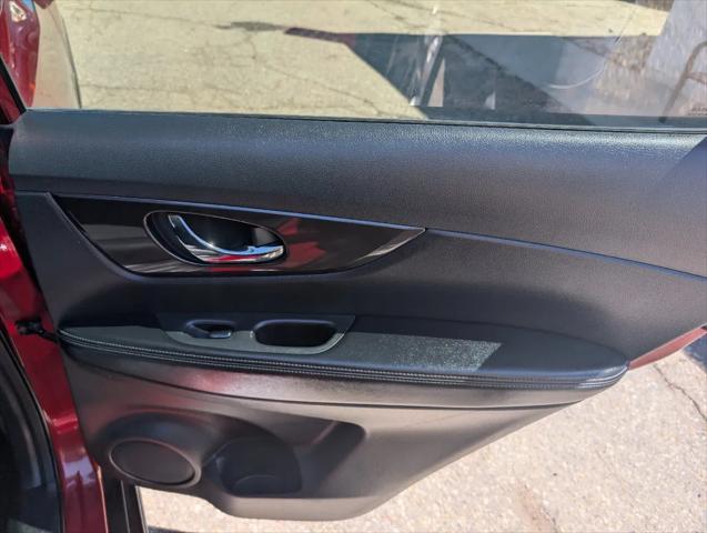 used 2019 Nissan Rogue car, priced at $18,995