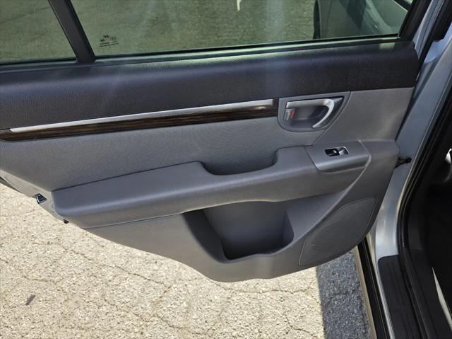 used 2010 Hyundai Santa Fe car, priced at $5,995