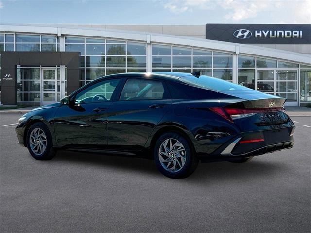 new 2024 Hyundai Elantra car, priced at $23,037