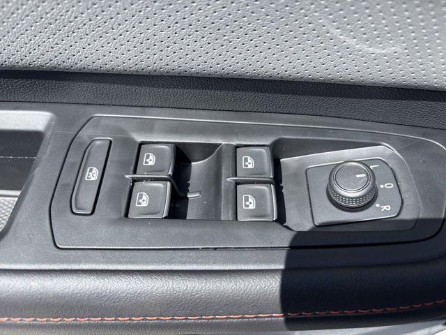 new 2025 Volkswagen Atlas car, priced at $45,092