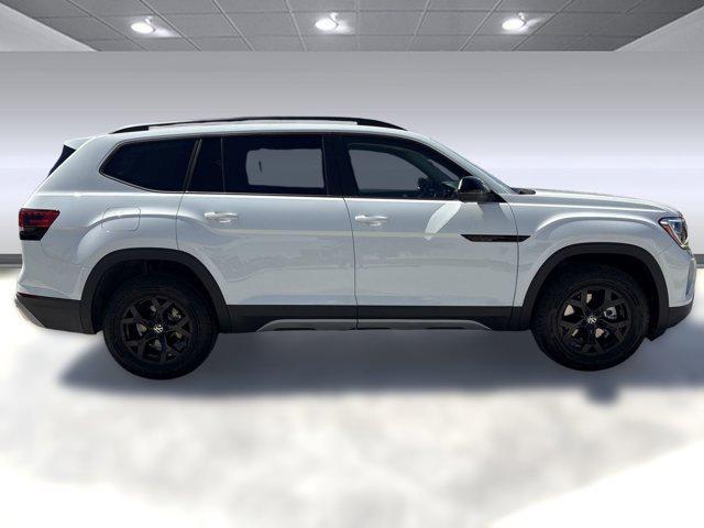 new 2025 Volkswagen Atlas car, priced at $45,092