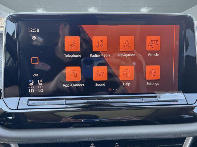 new 2025 Volkswagen Atlas car, priced at $45,092