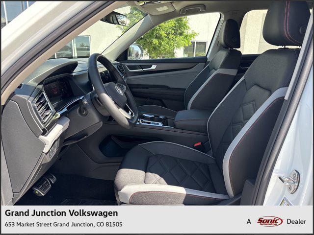 new 2025 Volkswagen Atlas car, priced at $47,001