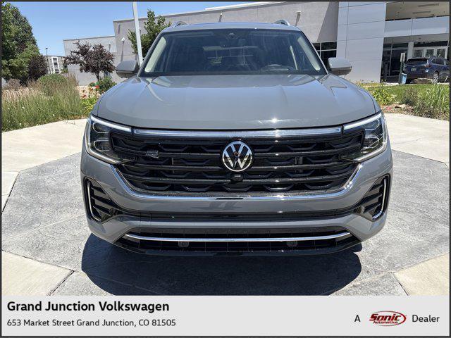 new 2025 Volkswagen Atlas car, priced at $54,311
