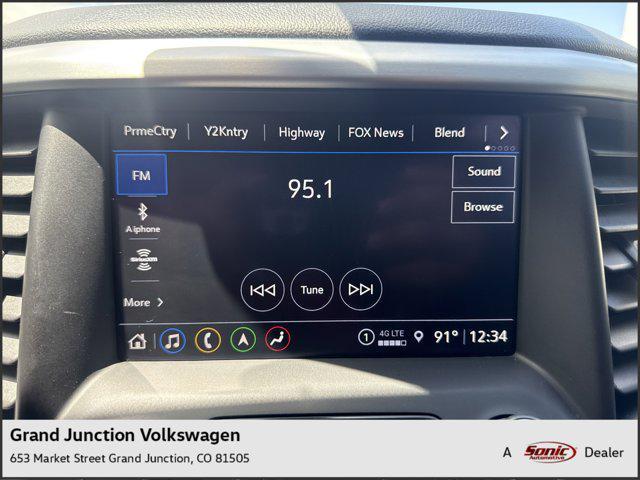 used 2023 GMC Acadia car, priced at $27,999