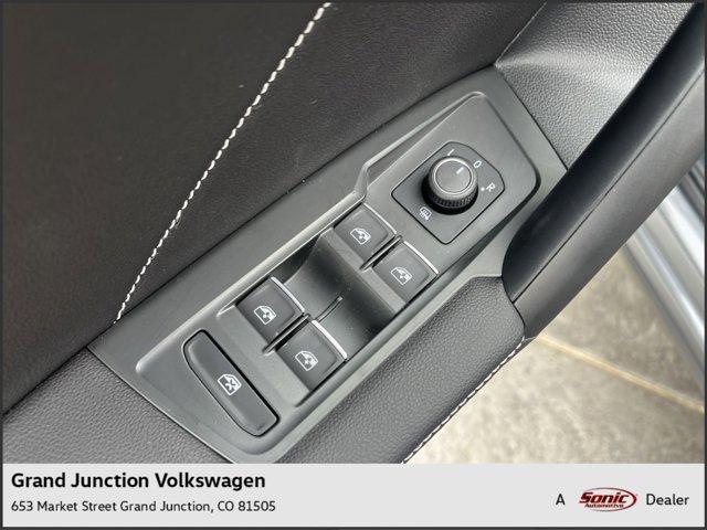 new 2024 Volkswagen Tiguan car, priced at $36,023