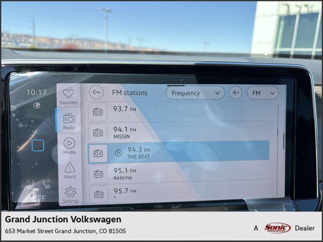new 2025 Volkswagen Atlas car, priced at $49,651