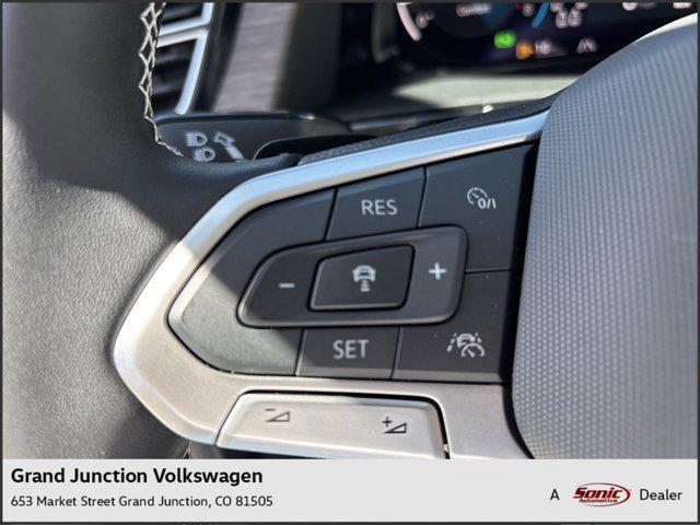 new 2025 Volkswagen Atlas car, priced at $49,651