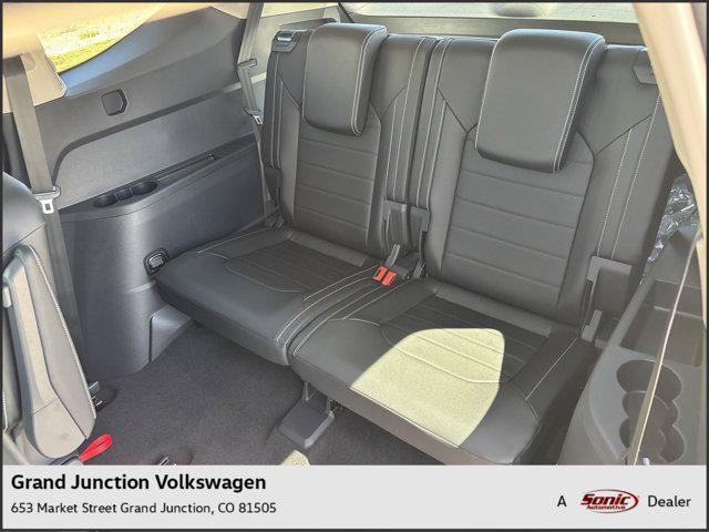 new 2025 Volkswagen Atlas car, priced at $49,651