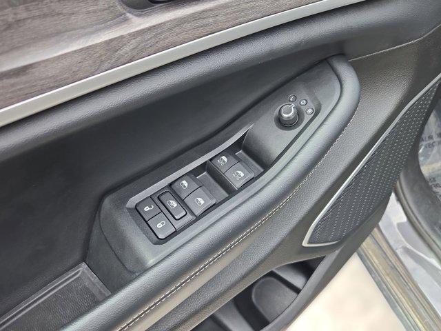 used 2022 Jeep Grand Cherokee L car, priced at $23,996