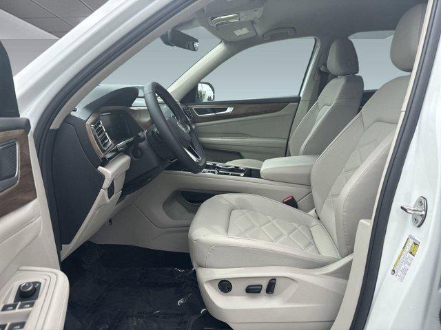 new 2025 Volkswagen Atlas car, priced at $43,522
