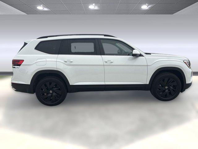 new 2025 Volkswagen Atlas car, priced at $43,522
