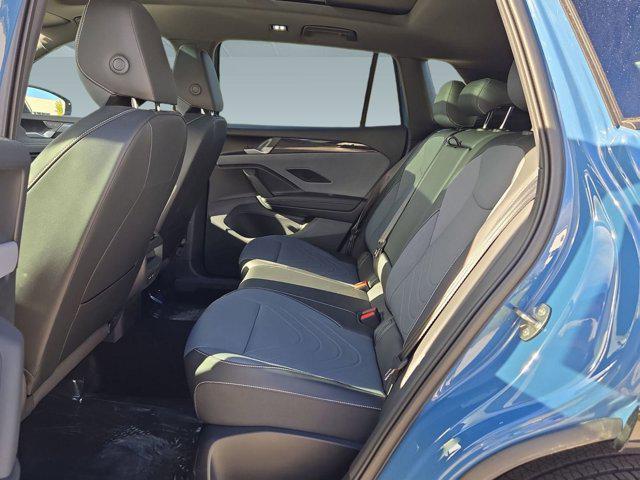 new 2025 Volkswagen Tiguan car, priced at $40,180