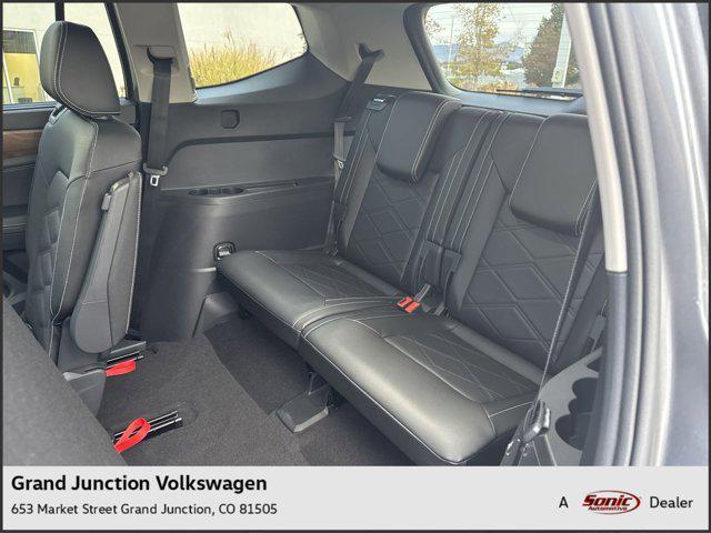 new 2025 Volkswagen Atlas car, priced at $46,991