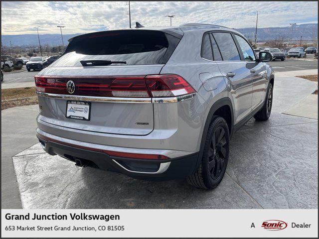 new 2025 Volkswagen Atlas Cross Sport car, priced at $46,001