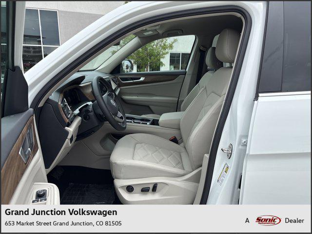 new 2025 Volkswagen Atlas car, priced at $40,641