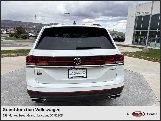 new 2025 Volkswagen Atlas car, priced at $40,641