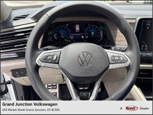 new 2025 Volkswagen Atlas car, priced at $54,611