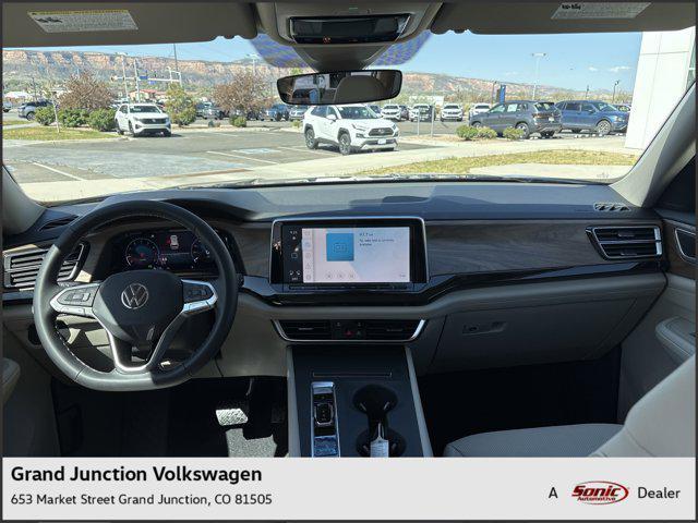new 2025 Volkswagen Atlas car, priced at $40,811