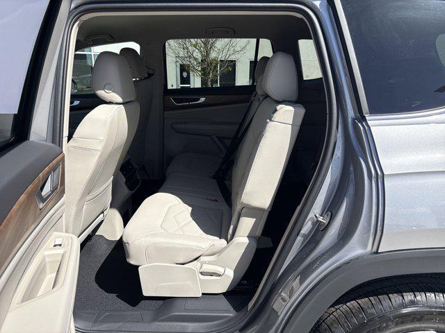 new 2025 Volkswagen Atlas car, priced at $40,811