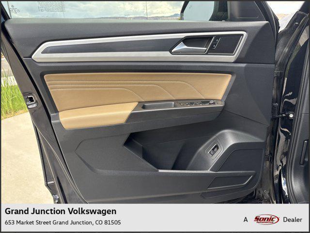 used 2022 Volkswagen Atlas Cross Sport car, priced at $31,999
