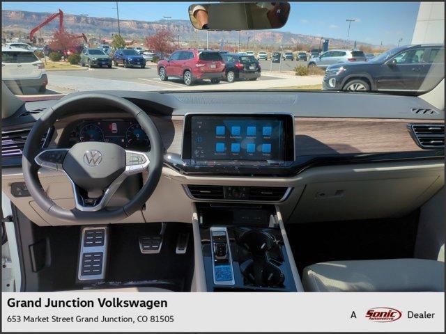 new 2024 Volkswagen Atlas car, priced at $52,751