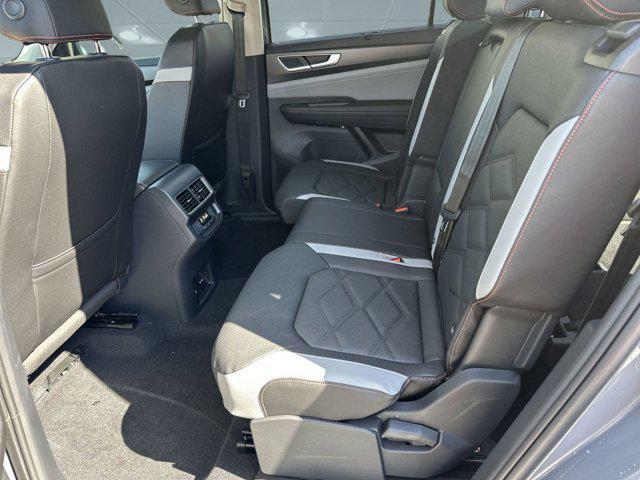 new 2025 Volkswagen Atlas car, priced at $45,022
