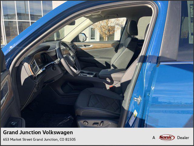 new 2025 Volkswagen Atlas car, priced at $39,991