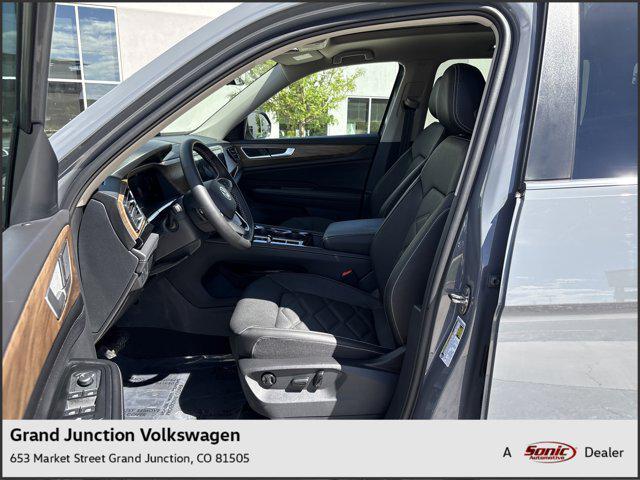 new 2025 Volkswagen Atlas car, priced at $46,351