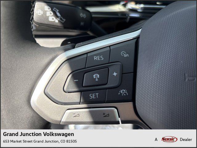 new 2025 Volkswagen Atlas car, priced at $46,351