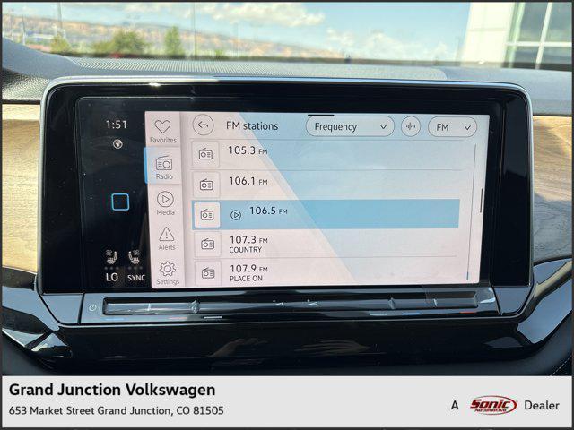 new 2025 Volkswagen Atlas car, priced at $45,311