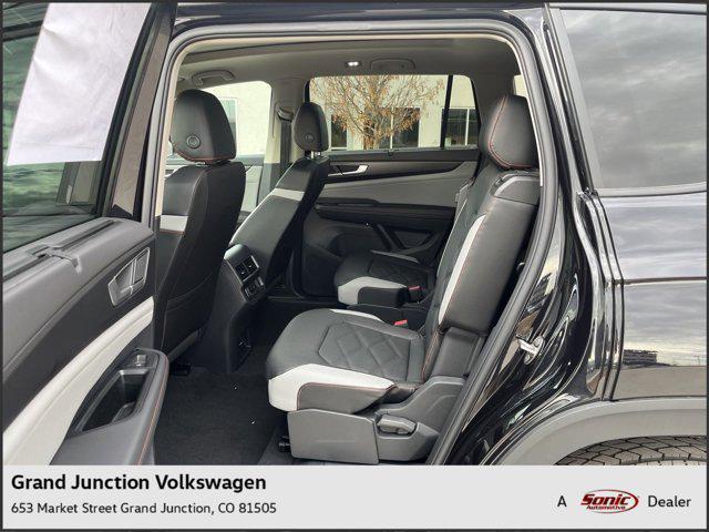 new 2025 Volkswagen Atlas car, priced at $47,001