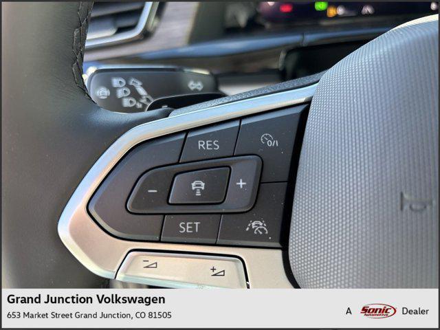 new 2025 Volkswagen Atlas car, priced at $54,771