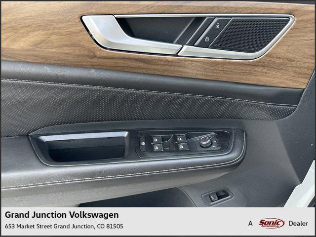 new 2025 Volkswagen Atlas car, priced at $46,511
