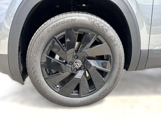 new 2025 Volkswagen Atlas car, priced at $43,522