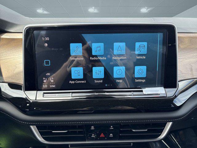 new 2025 Volkswagen Atlas car, priced at $43,522