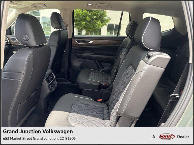new 2025 Volkswagen Atlas car, priced at $56,256
