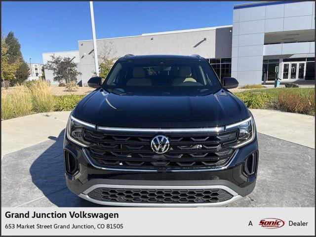 new 2024 Volkswagen Atlas Cross Sport car, priced at $43,881