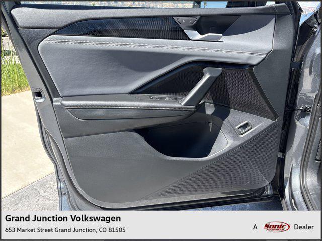 new 2025 Volkswagen Tiguan car, priced at $36,881
