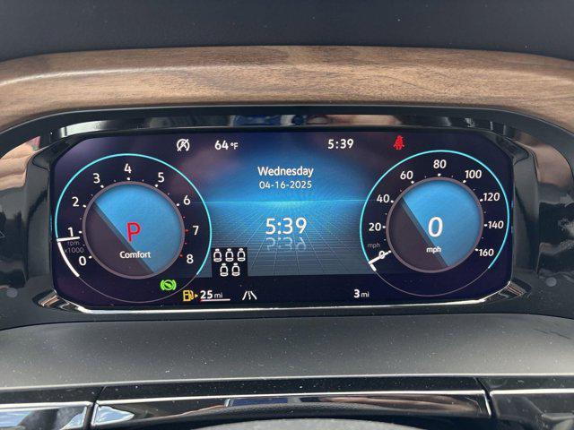 new 2025 Volkswagen Atlas car, priced at $43,073