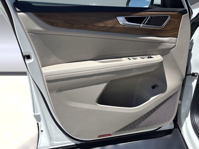 new 2025 Volkswagen Atlas car, priced at $43,522