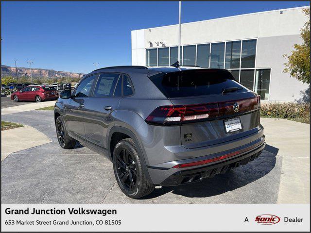 new 2025 Volkswagen Atlas Cross Sport car, priced at $50,001