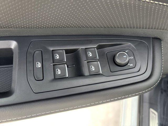 new 2025 Volkswagen Atlas car, priced at $43,073