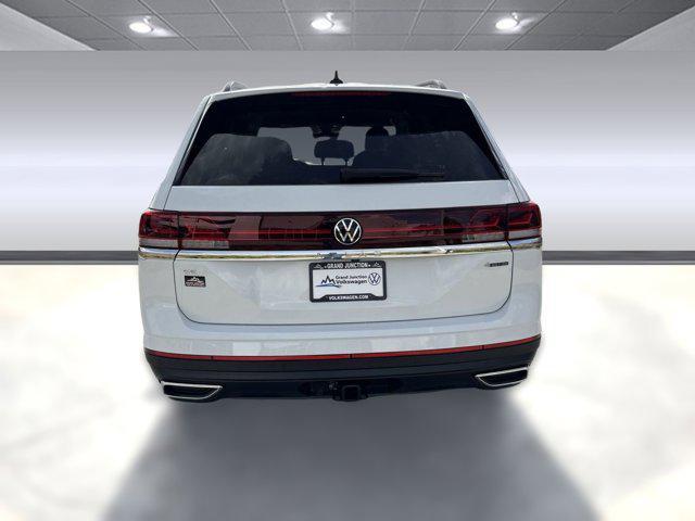 new 2025 Volkswagen Atlas car, priced at $43,073