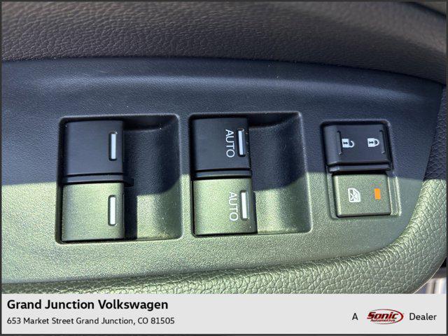 used 2022 Honda Passport car, priced at $29,999