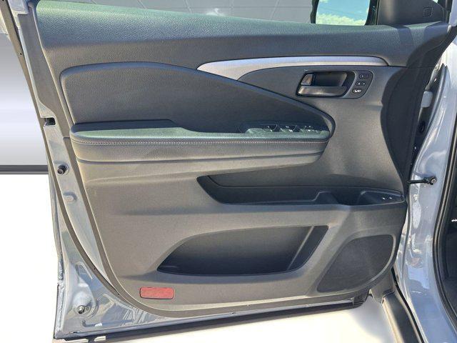 used 2022 Honda Passport car, priced at $28,496
