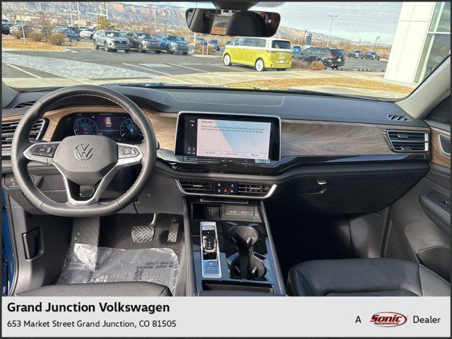 new 2025 Volkswagen Atlas car, priced at $45,111