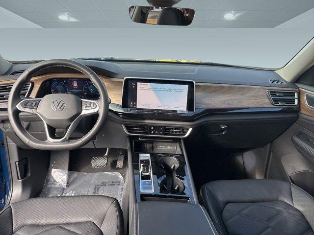new 2025 Volkswagen Atlas car, priced at $43,073