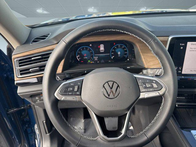 new 2025 Volkswagen Atlas car, priced at $43,073