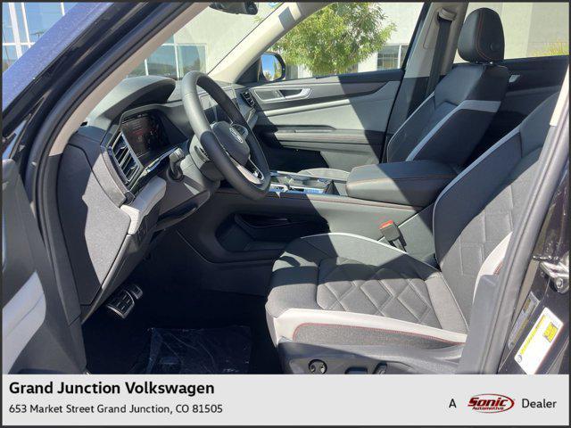 new 2024 Volkswagen Atlas car, priced at $47,111